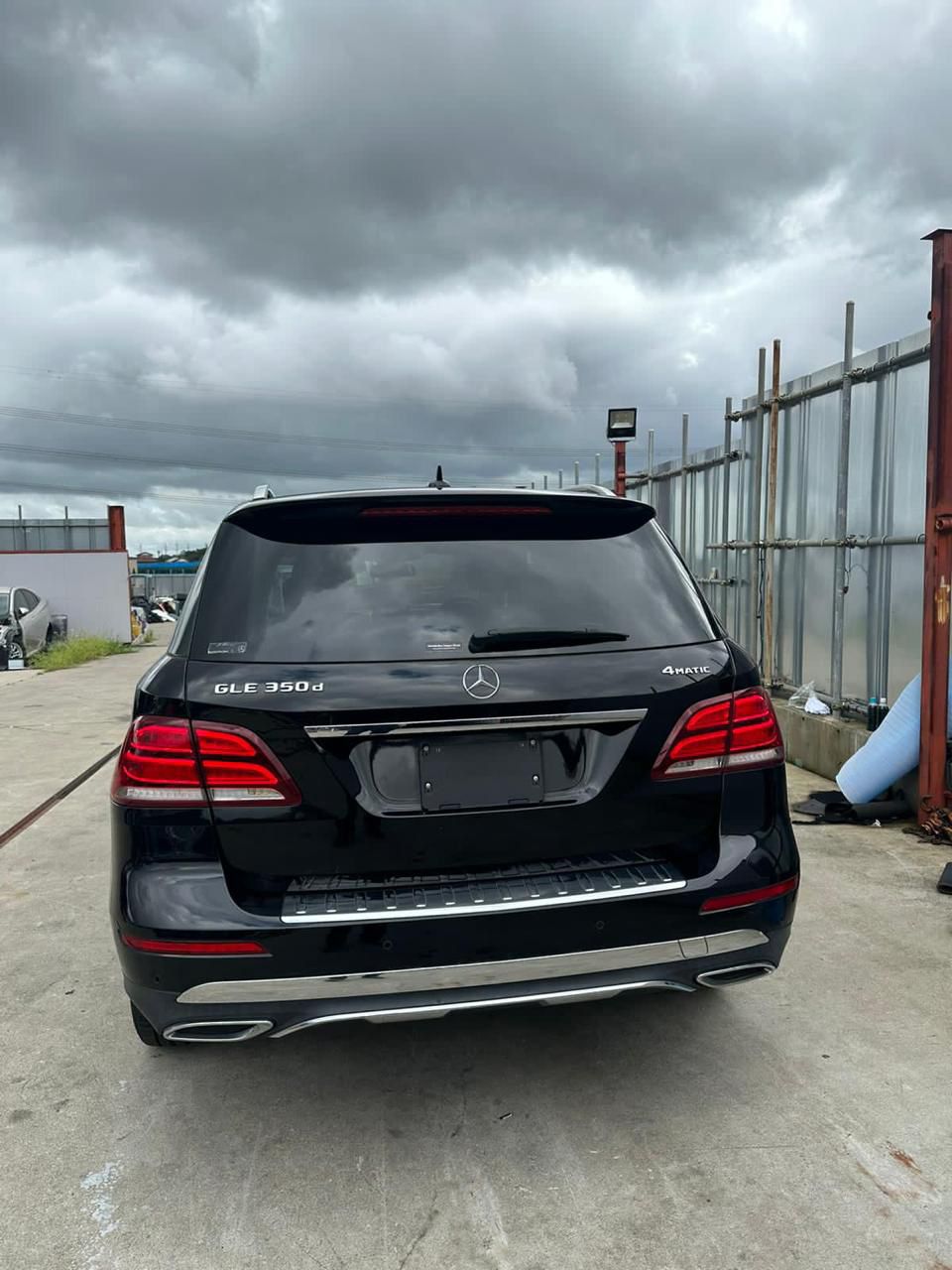 Mercedes-Benz GLE-Class (GLE 350d 4MATIC)